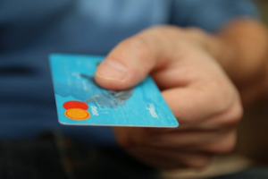 DCC–pagamento-com-moedas-de-origem